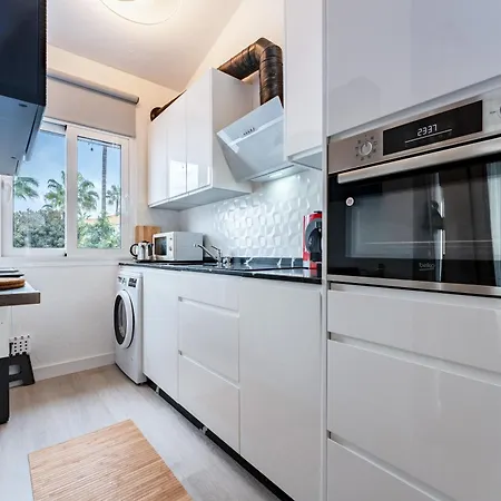 Apartment Beautiful Frontline Marbella