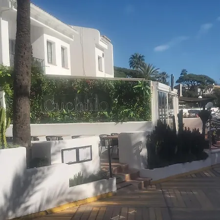 Apartment Beautiful Frontline Marbella